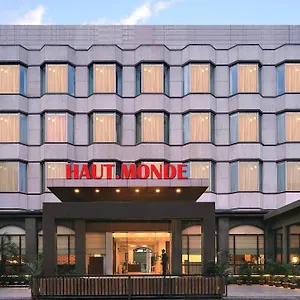 Monde Hotel