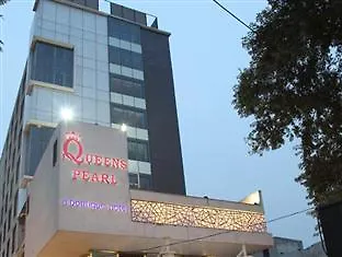 Treehouse Queens Pearl Gurgaon Hotel