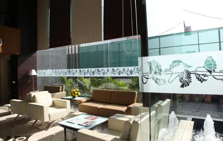 Treehouse Queens Pearl Gurgaon