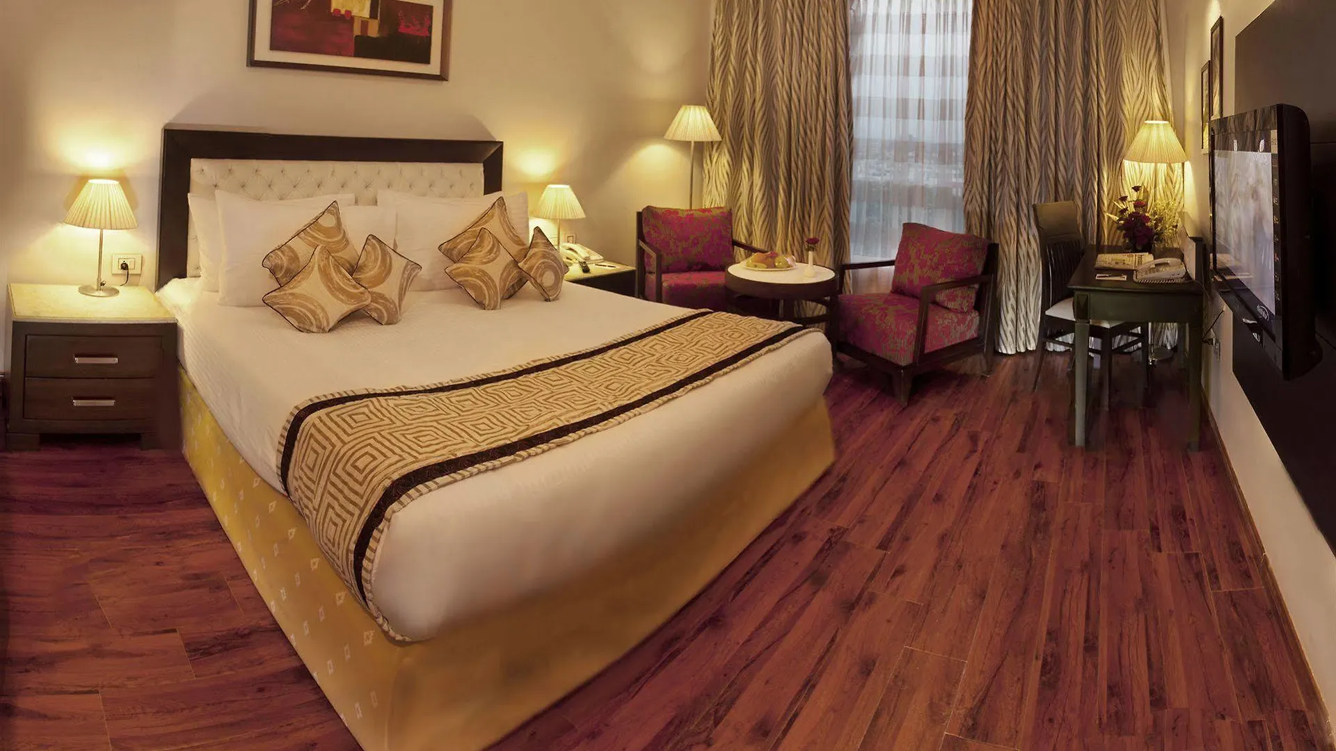 Treehouse Queens Pearl Gurgaon 3*,  India